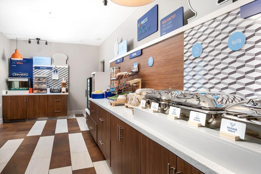 Holiday Inn Express Hotel And Suites Conroe By Ihg Exteriör bild