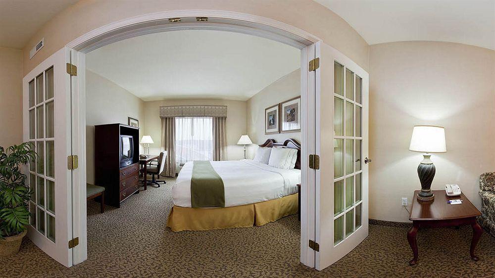 Holiday Inn Express Hotel And Suites Conroe By Ihg Exteriör bild