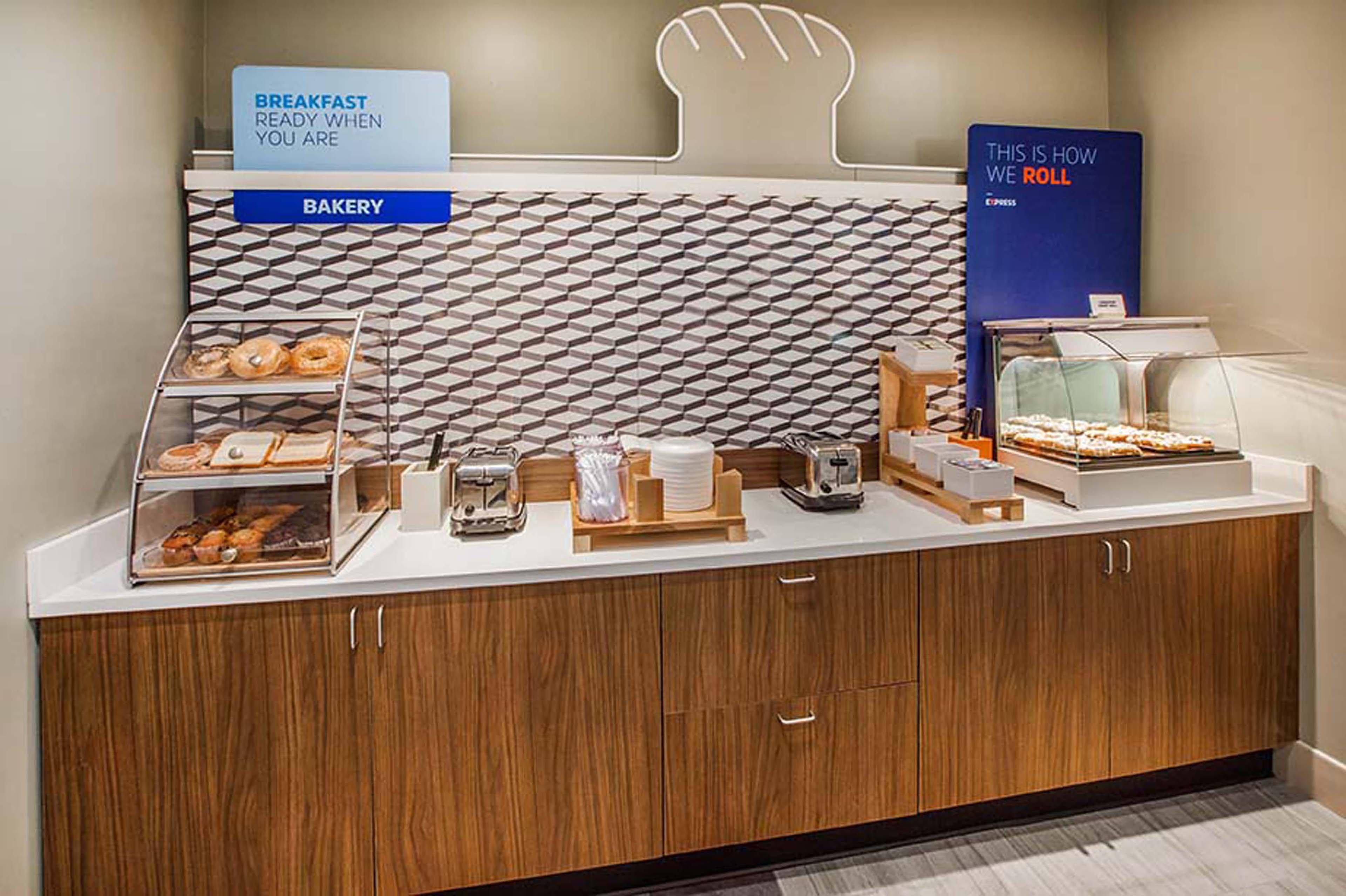 Holiday Inn Express Hotel And Suites Conroe By Ihg Exteriör bild
