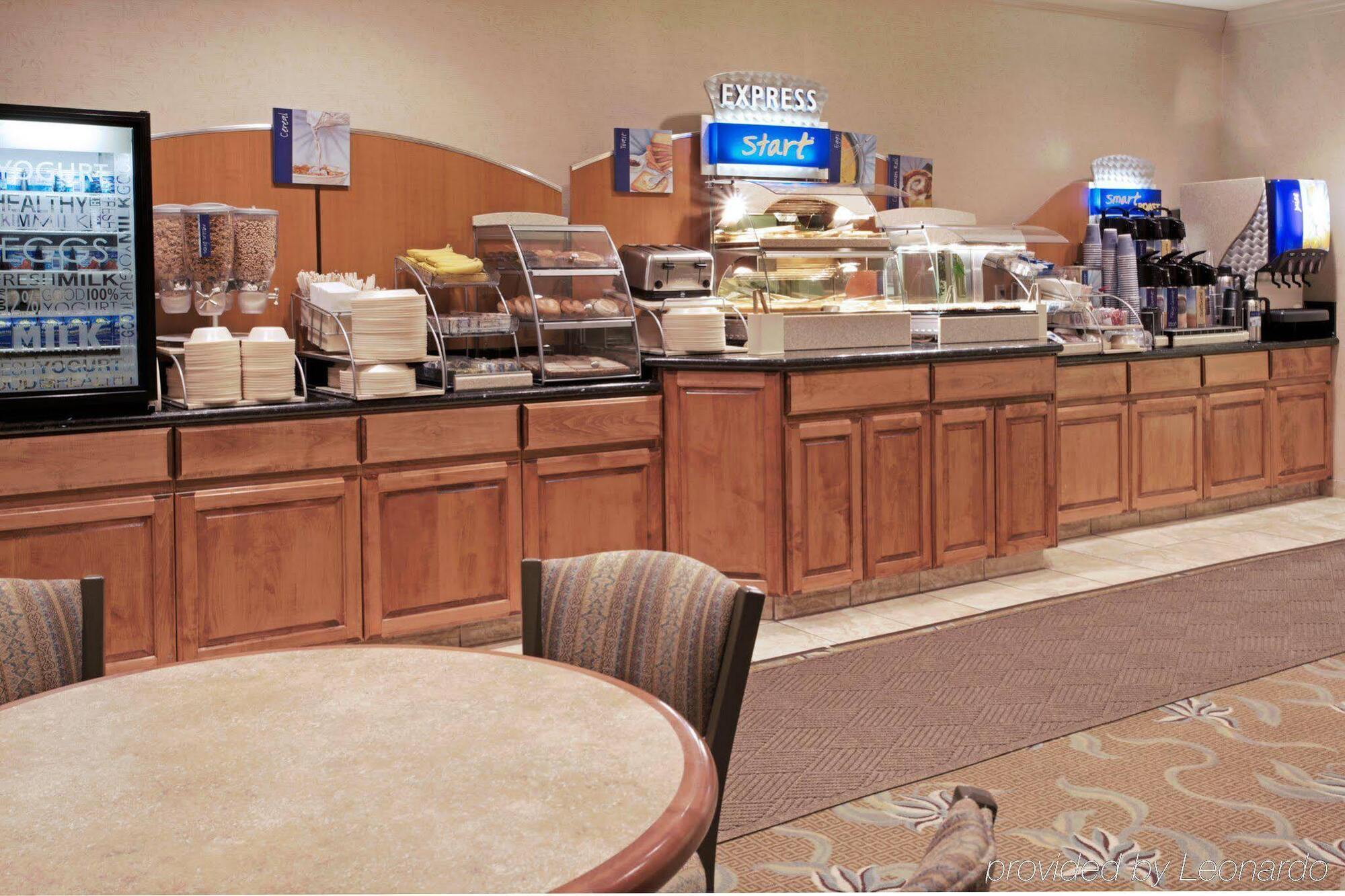 Holiday Inn Express Hotel And Suites Conroe By Ihg Exteriör bild